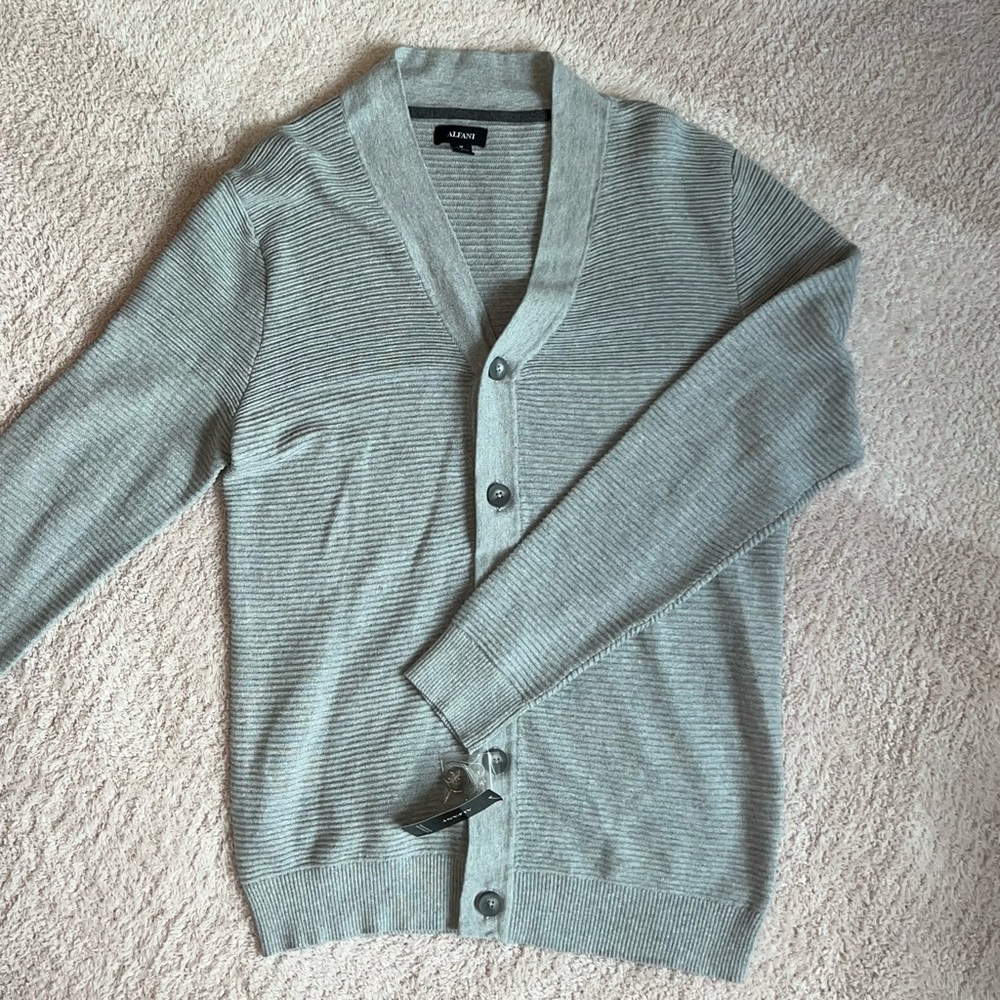 NWT Men’s Alfani Button-up sweater